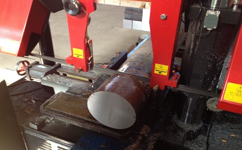 新华镇卧式带锯床加工时出现明显振荡如何排查？