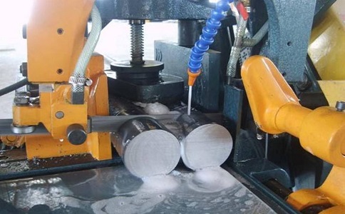 新华镇卧式带锯床的送料方式有哪几种？