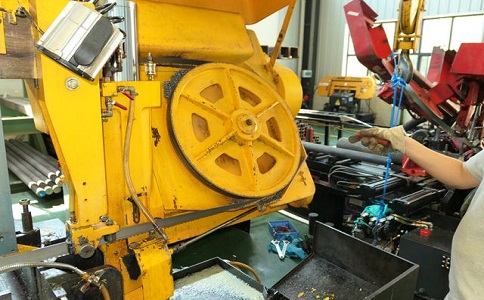 新华镇金属带锯床的日常使用和保养注意事项！